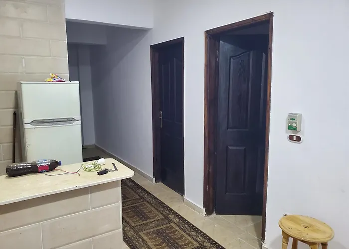 شالية مكيف غرفتين,ولفنج ,وحمام كامل, وتراس يرى البحر قرية بلوا لاجون 2 ليله اقل حجز عائلات فقط من فضلك * Ras Sedr