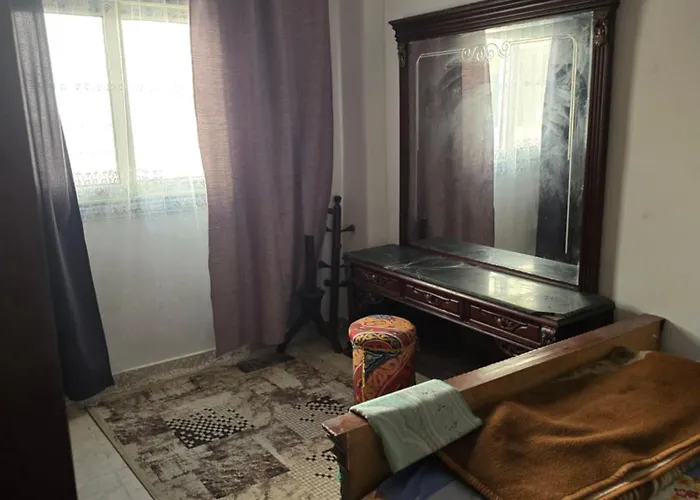 شالية مكيف غرفتين,ولفنج ,وحمام كامل, وتراس يرى البحر قرية بلوا لاجون 2 ليله اقل حجز عائلات فقط من فضلك *